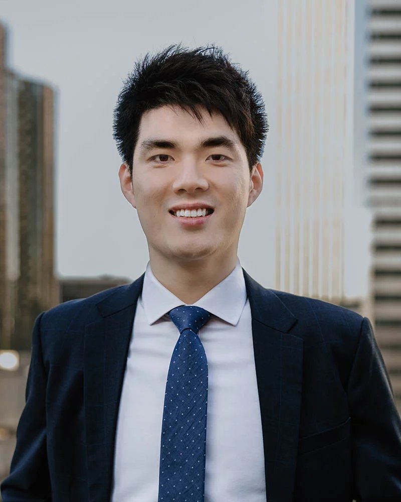Kelvin Zhou Headshot